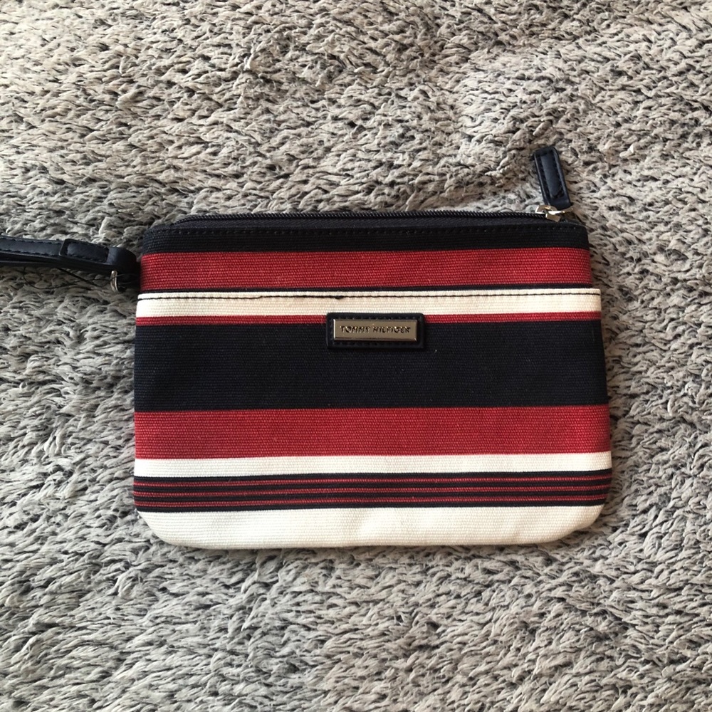 Tommy Hilfiger bag